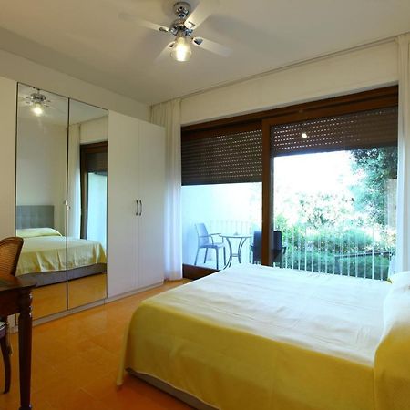 Villa Vanessa 弗雷杰内 外观 照片