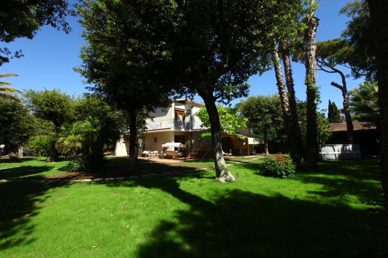 Villa Vanessa 弗雷杰内 外观 照片